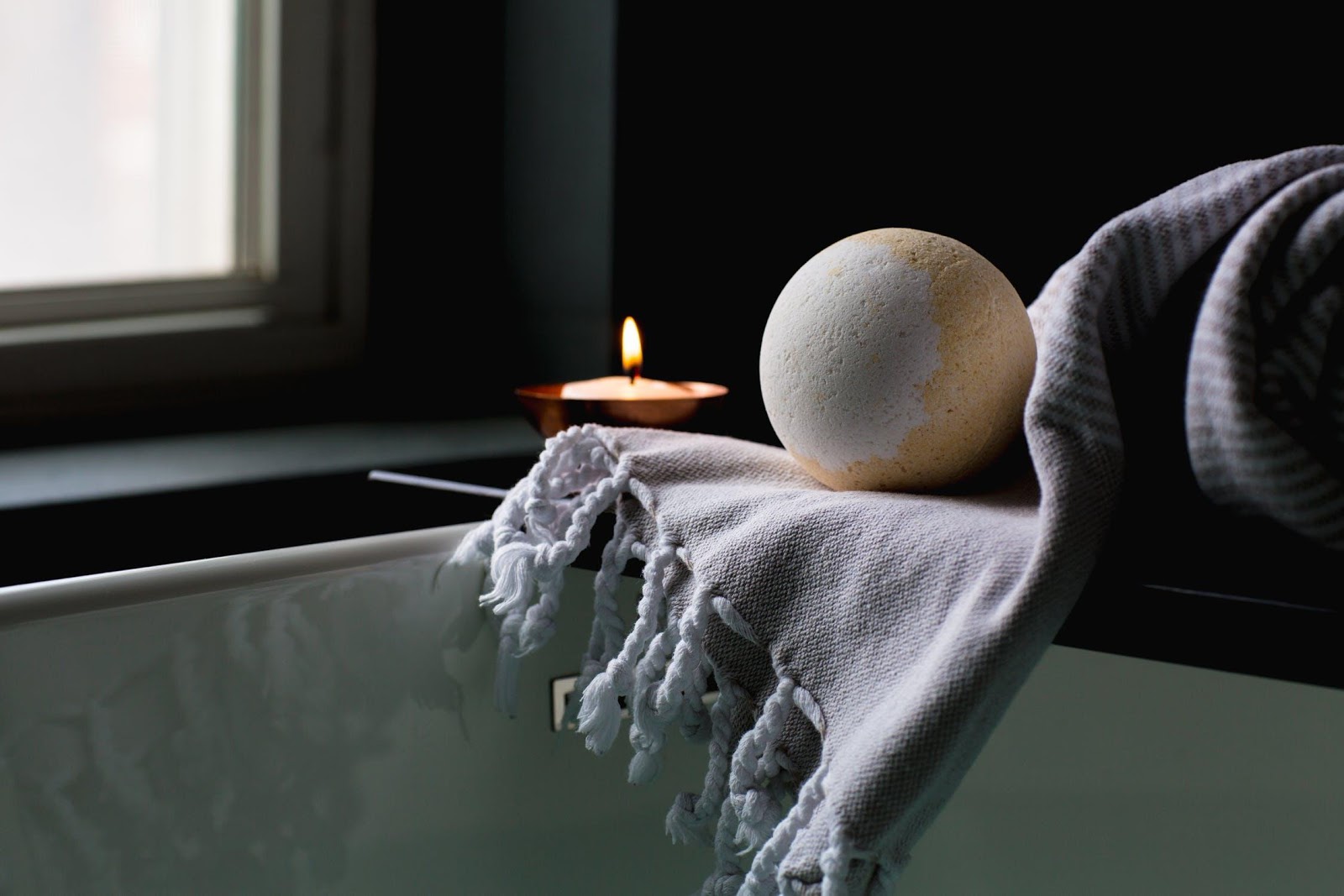 How can a Relaxing Bath Bomb Relieve your Stress?