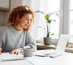 Why Nowadays the Majority of Students Enroll in Online Course?